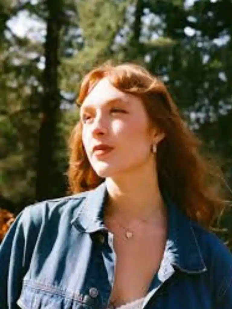 Bella White Biography: Wiki, Age, Career, Height, Weight, Boyfriend, Net Worth & More